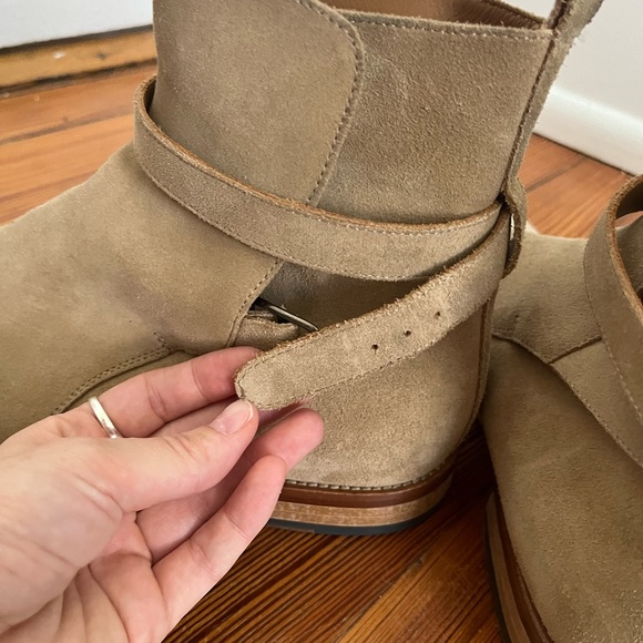 Taft Dylan Boots in Beige Suede - Picture 3 of 6